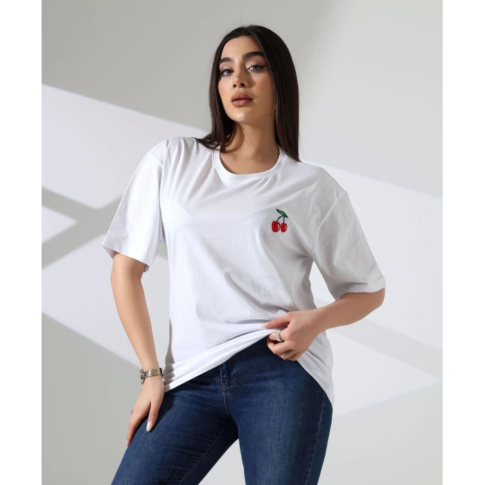 Kiraz işlemeli tişört