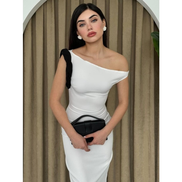 Jovani Omuz Detaylı Elbise