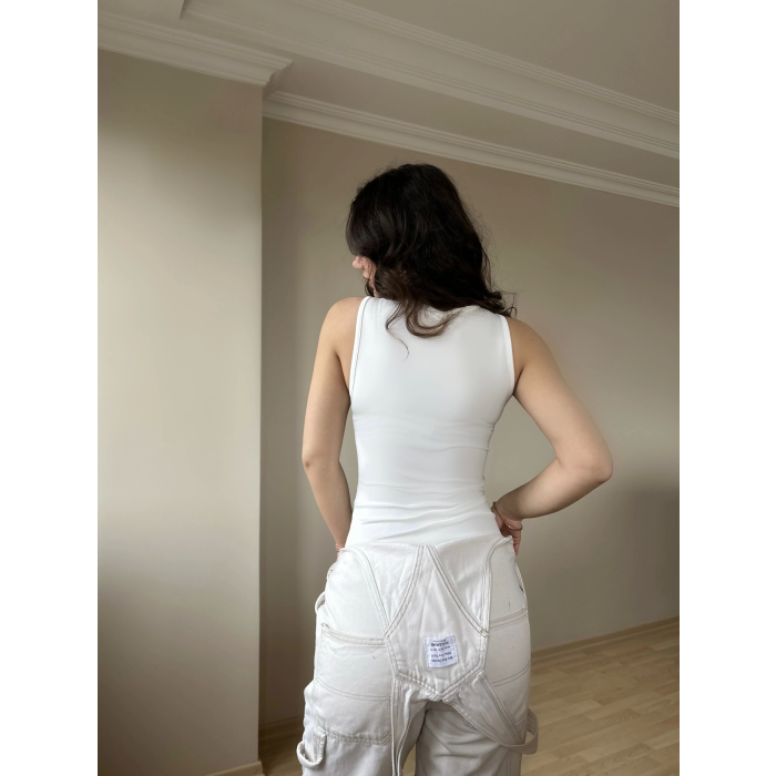 Halter Yaka Beyaz Bodysuit