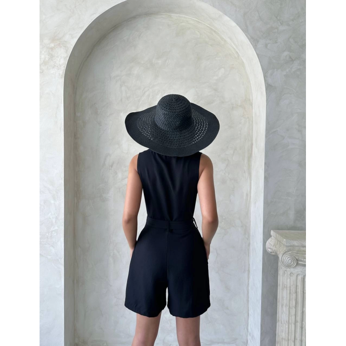 Kuşaklı şortlu tulum