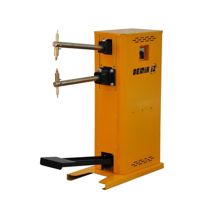Demiriz DP 10-Pedallı Kademeli Punta Kaynak Makinası