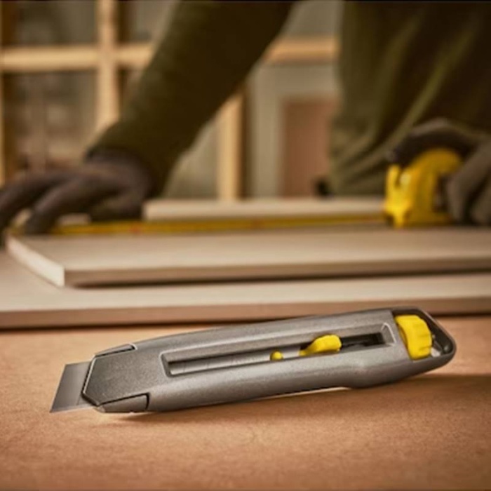 Stanley 0-10-018 165x18mm Interlock Kilitlenen Maket Bıçağı