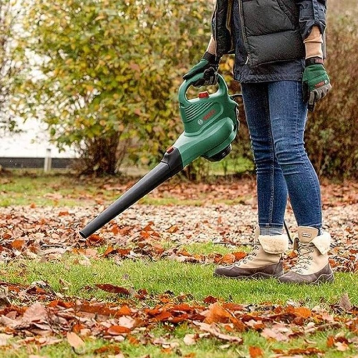 Bosch UniversalGardenTidy 3000W Yaprak Toplama ve Üfleme Makinesi
