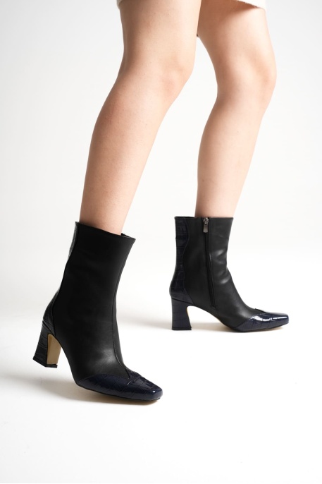 Loana Kadın Lacivert Kroko Desenli Kalın Topuklu Kışlık Bot