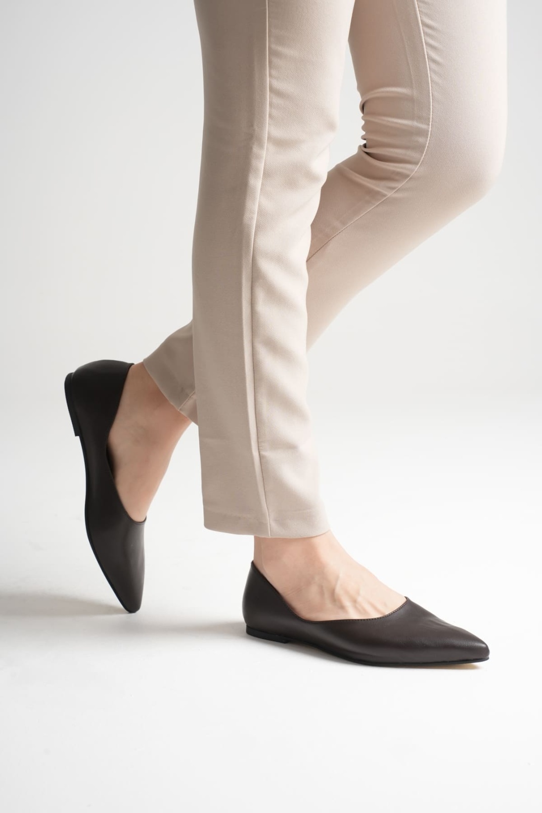 Ariana Kadın Günlük Acı Kahve Babet Ayakkabı