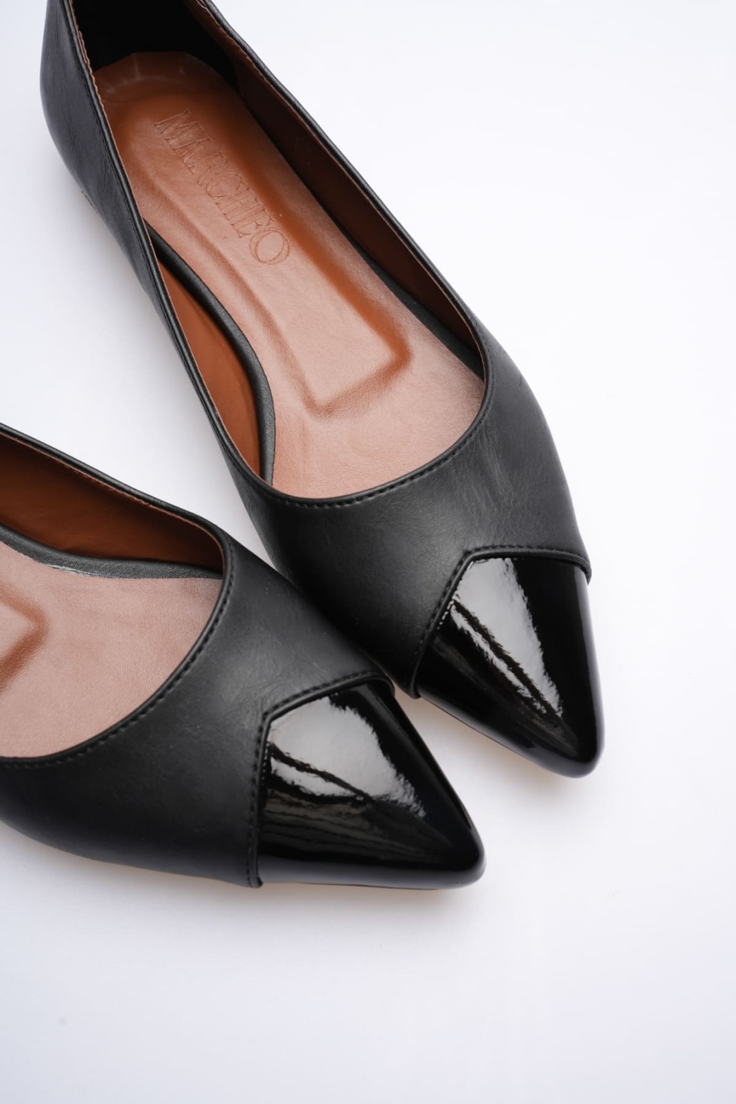 Margaret Kadın Siyah Rugan Babet Ayakkabı