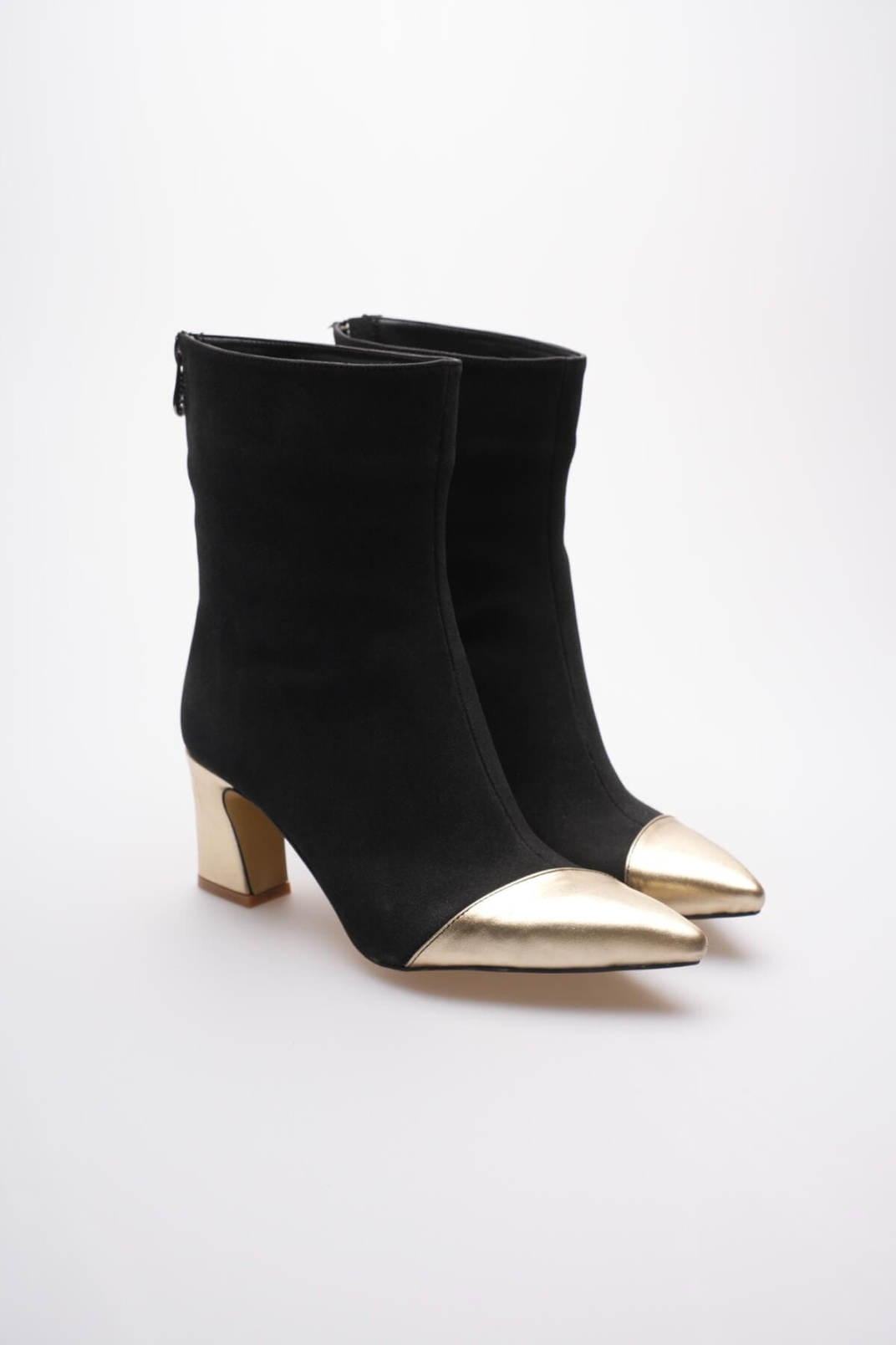 Lucinda Kadın Siyah Altın Kalın Topuklu Kışlık Bot