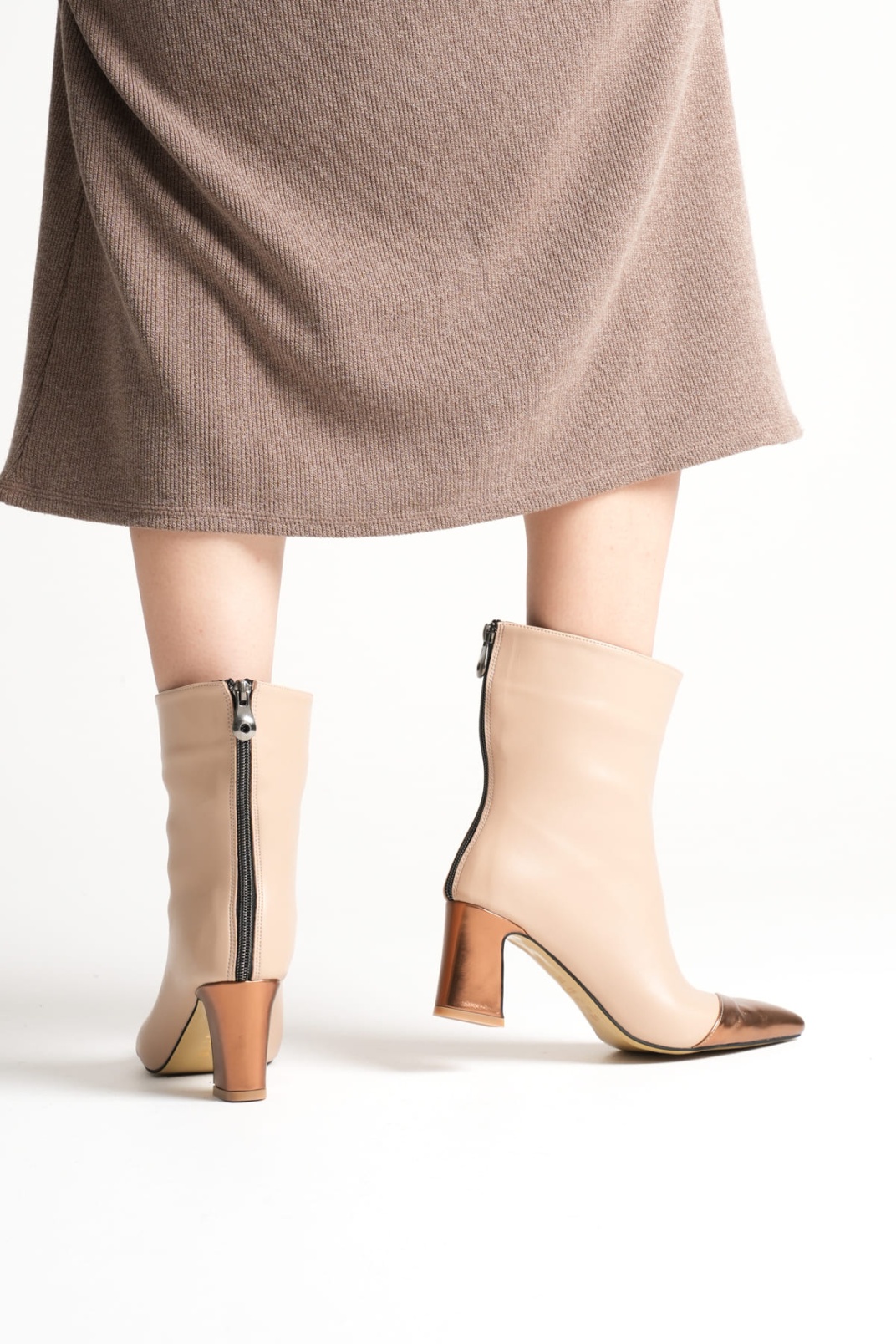 Lucinda Kadın Bej Bakır Kalın Topuklu Kışlık Bot