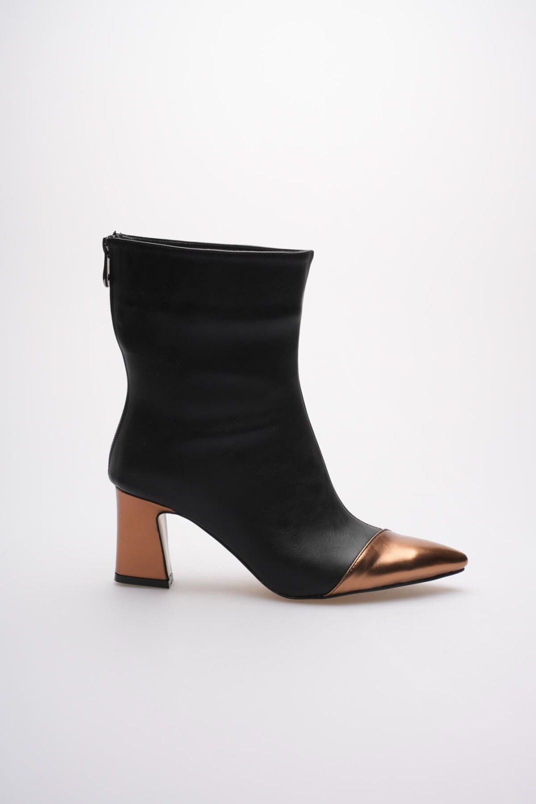 Lucinda Kadın Siyah Bakır Kalın Topuklu Kışlık Bot