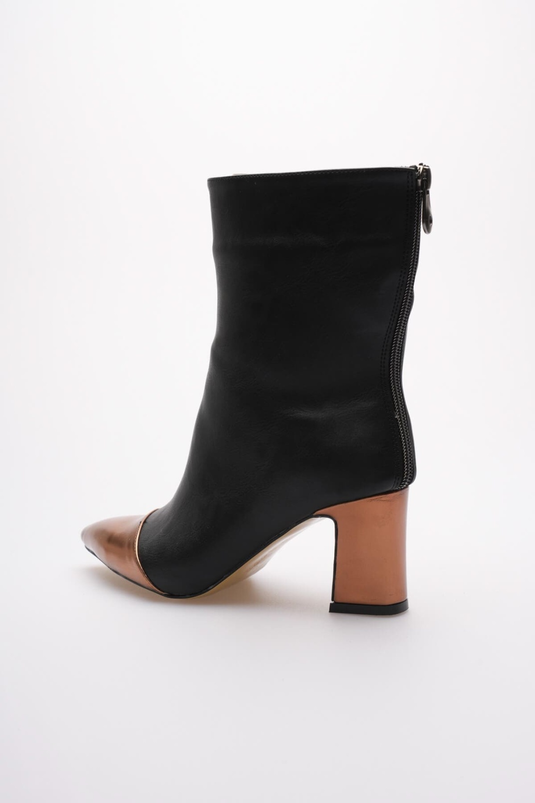 Lucinda Kadın Siyah Bakır Kalın Topuklu Kışlık Bot