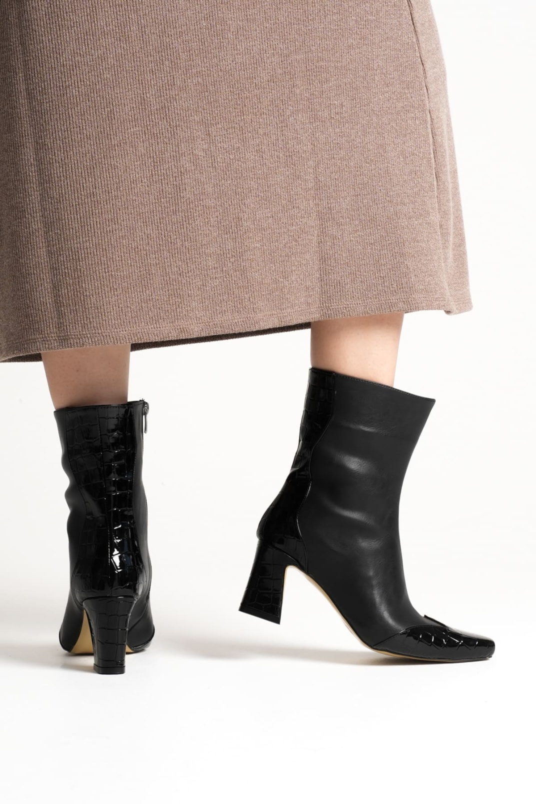 Loana Kadın Siyah Kroko Desenli Kalın Topuklu Kışlık Bot
