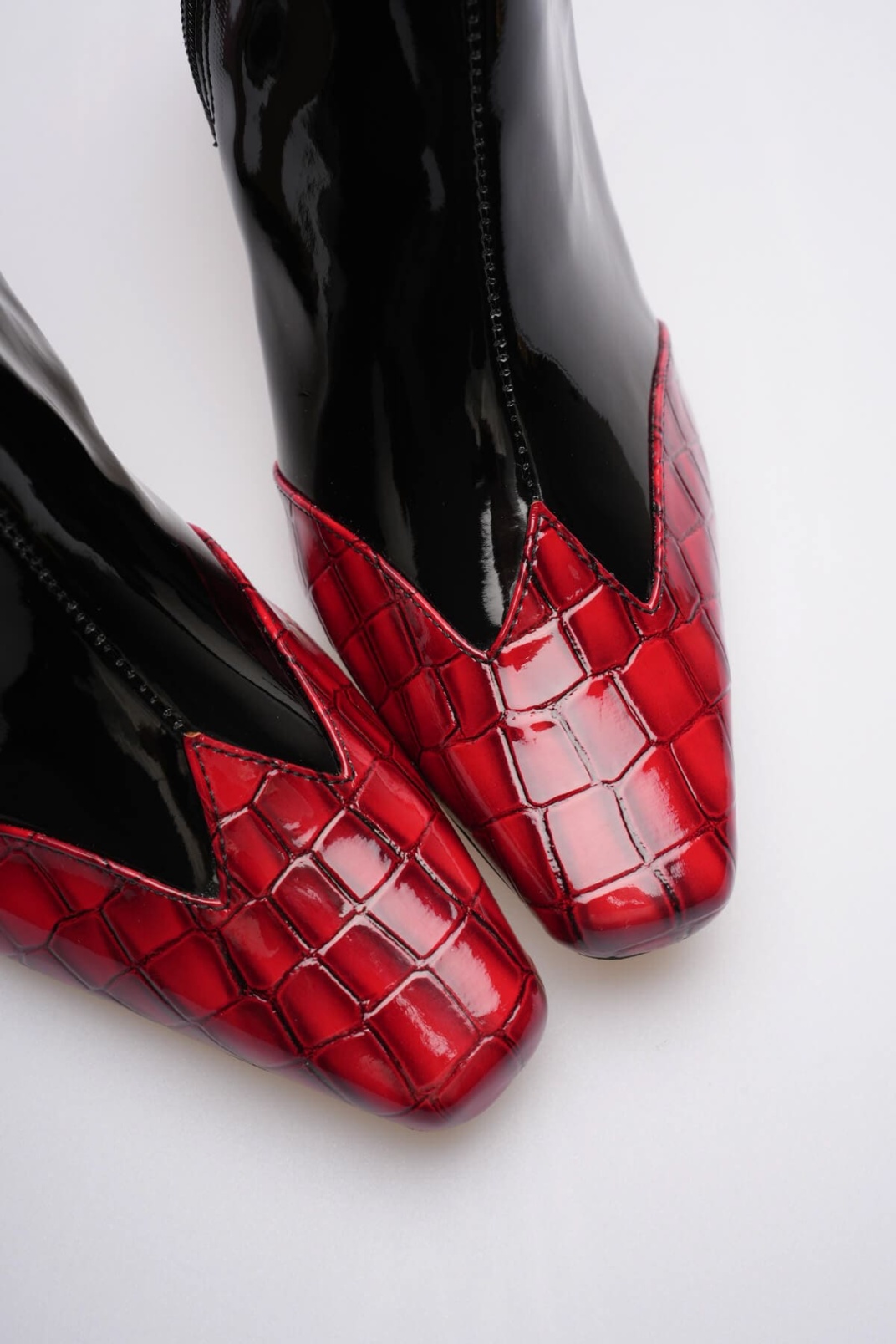 Loana Kadın Kırmızı Kroko Desenli Kalın Topuklu Kışlık Bot