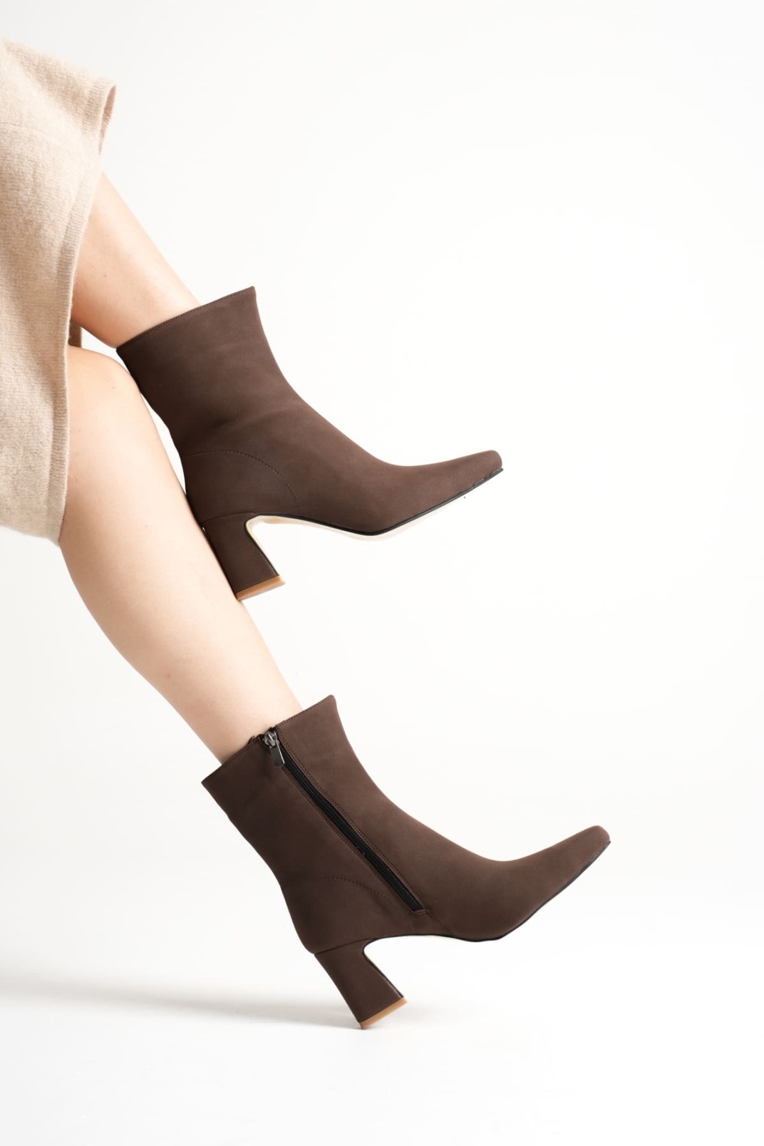 Fiora Kadın Acı Kahve Süet Kalın Topuklu Kışlık Bot