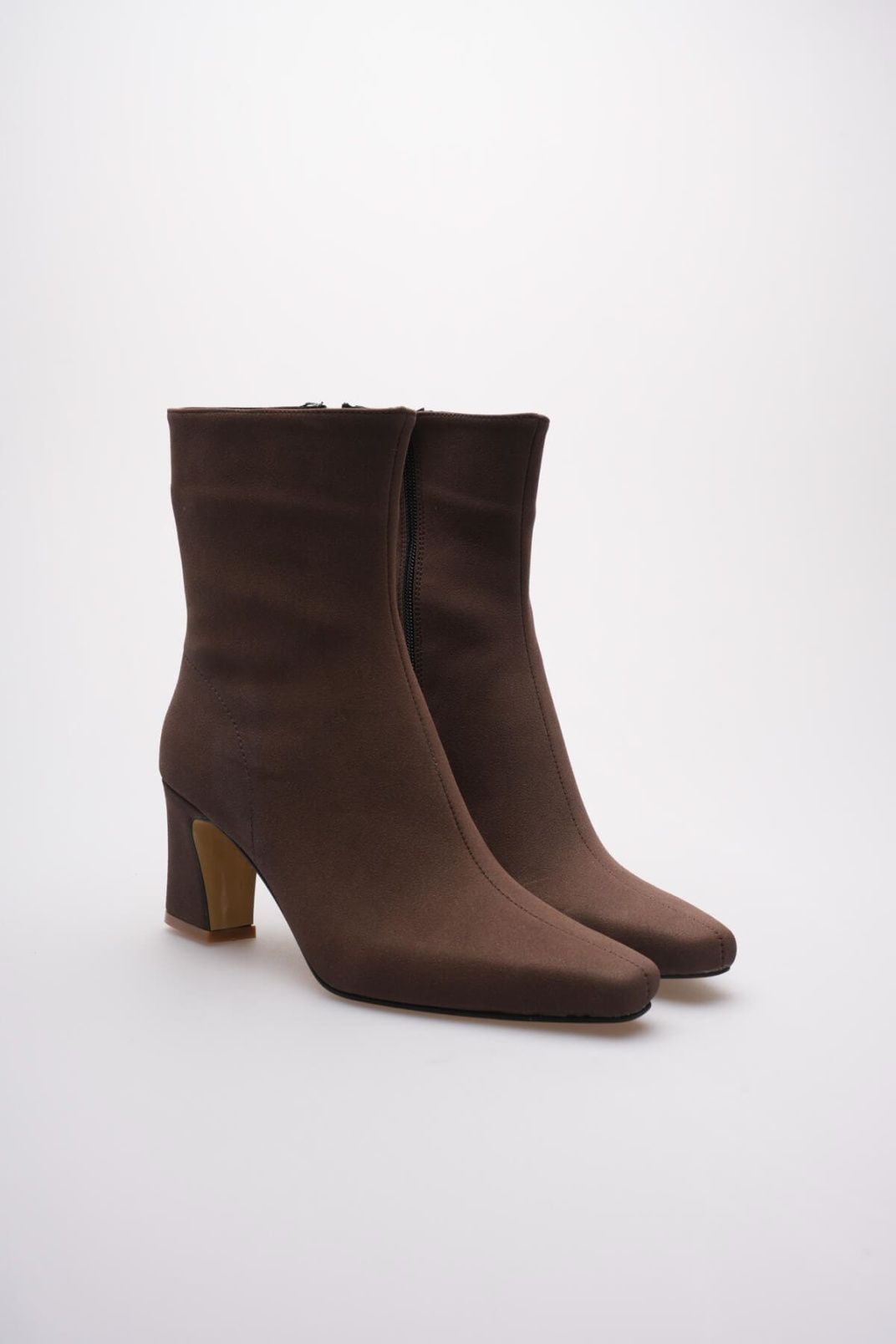 Fiora Kadın Acı Kahve Süet Kalın Topuklu Kışlık Bot
