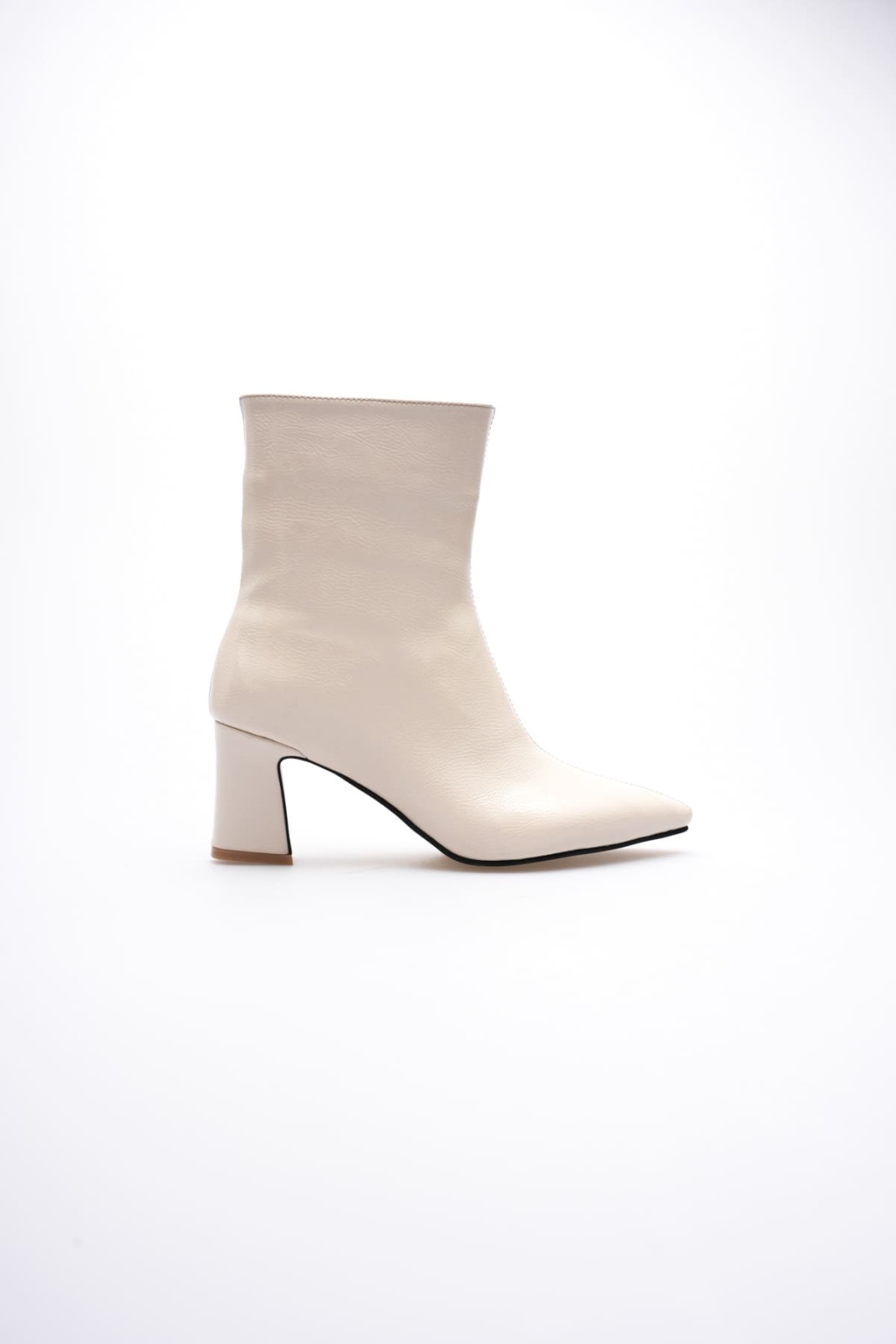 Nadia Kadın Krem Kalın Topuklu Kışlık Bot