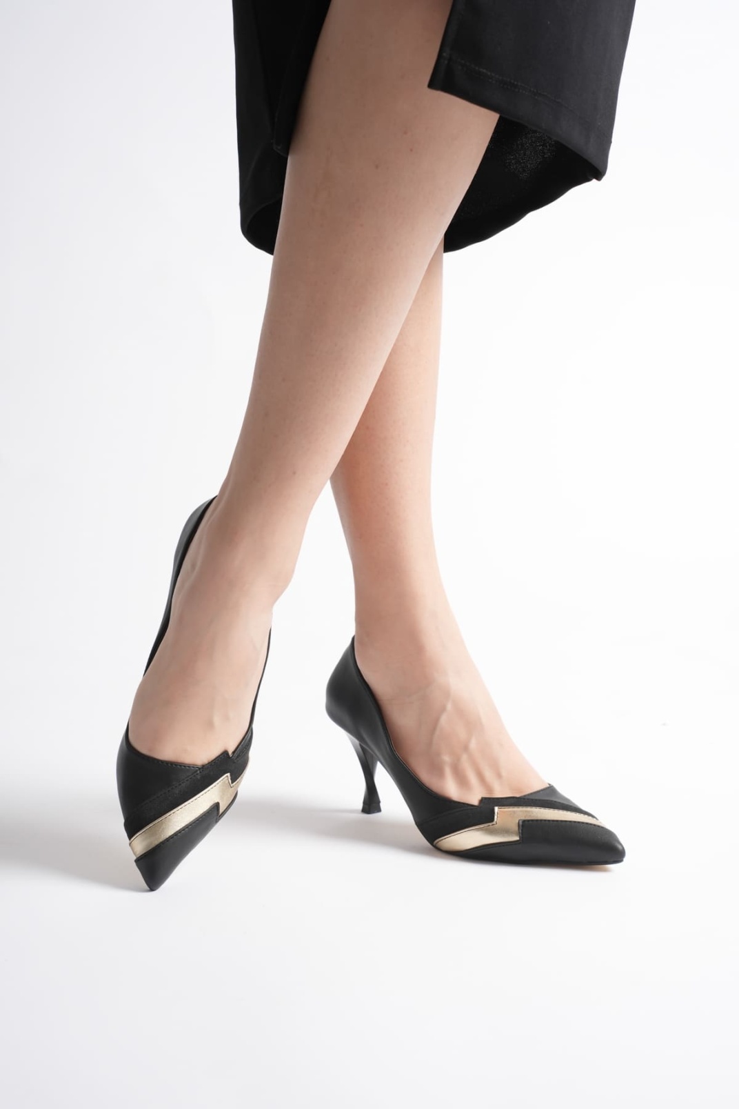 Stella Kadın Siyah Topuklu Ayakkabı