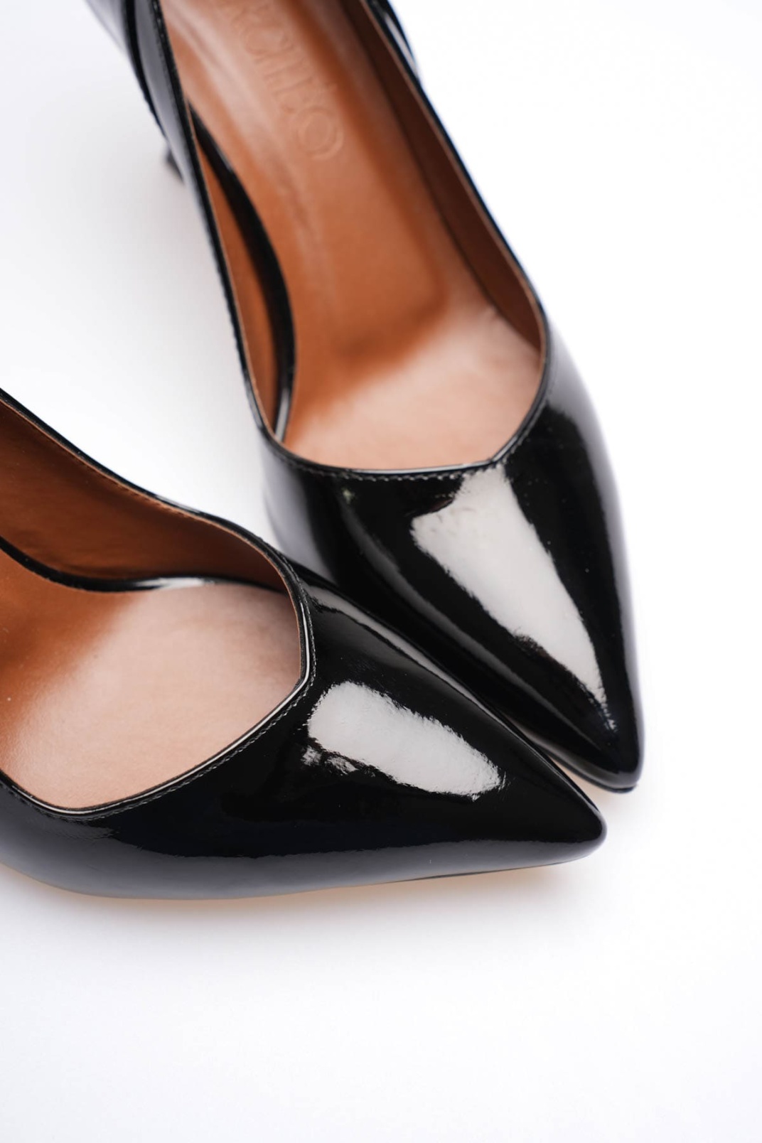 Monya Kadın Siyah Rugan Topuklu Ayakkabı