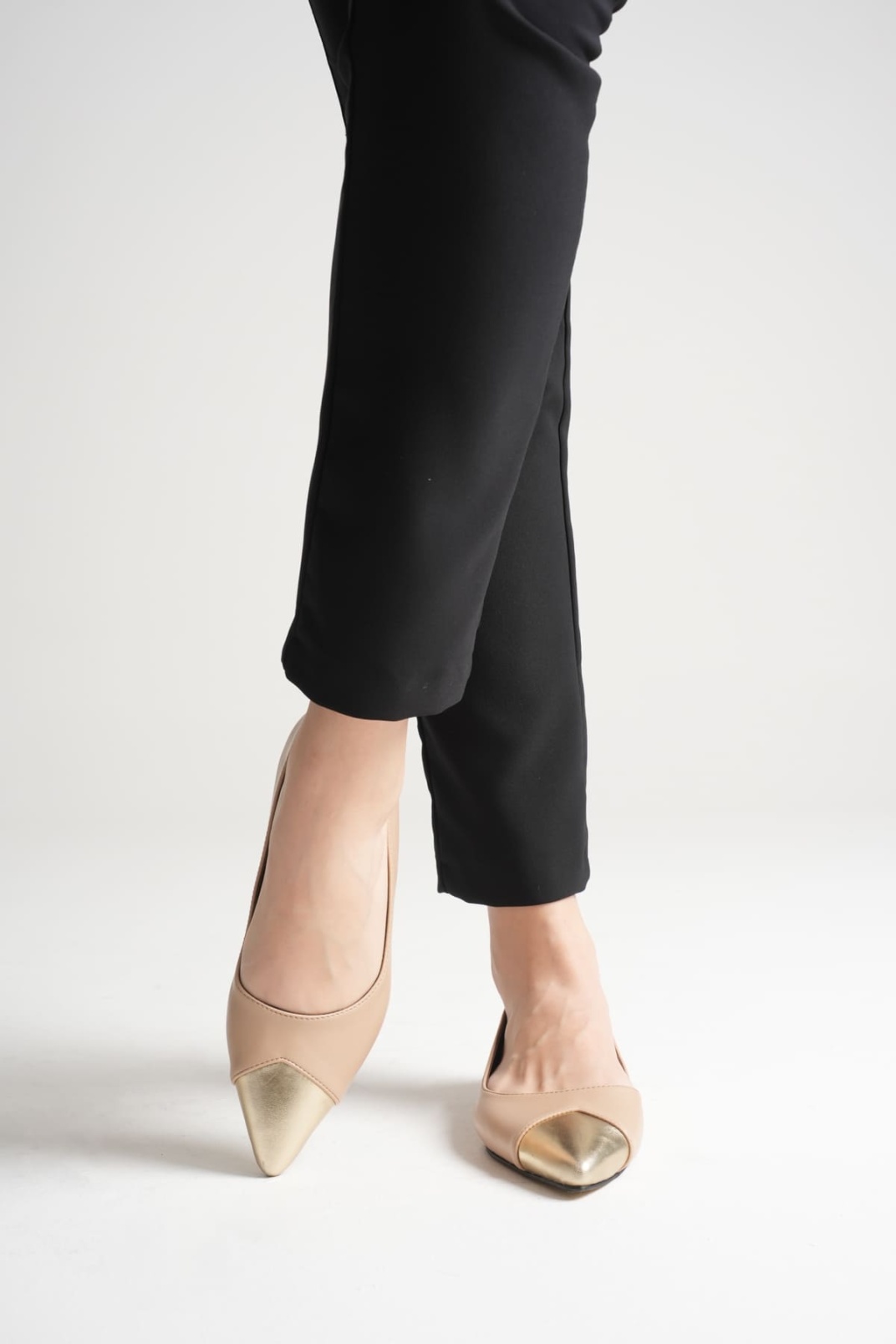 Margaret Kadın Nude Altın Babet Ayakkabı