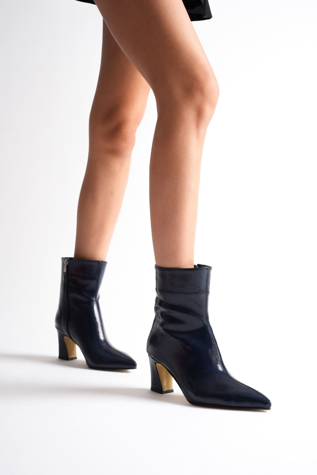 Nadia Kadın Lacivert Rugan Kalın Topuklu Kışlık Bot