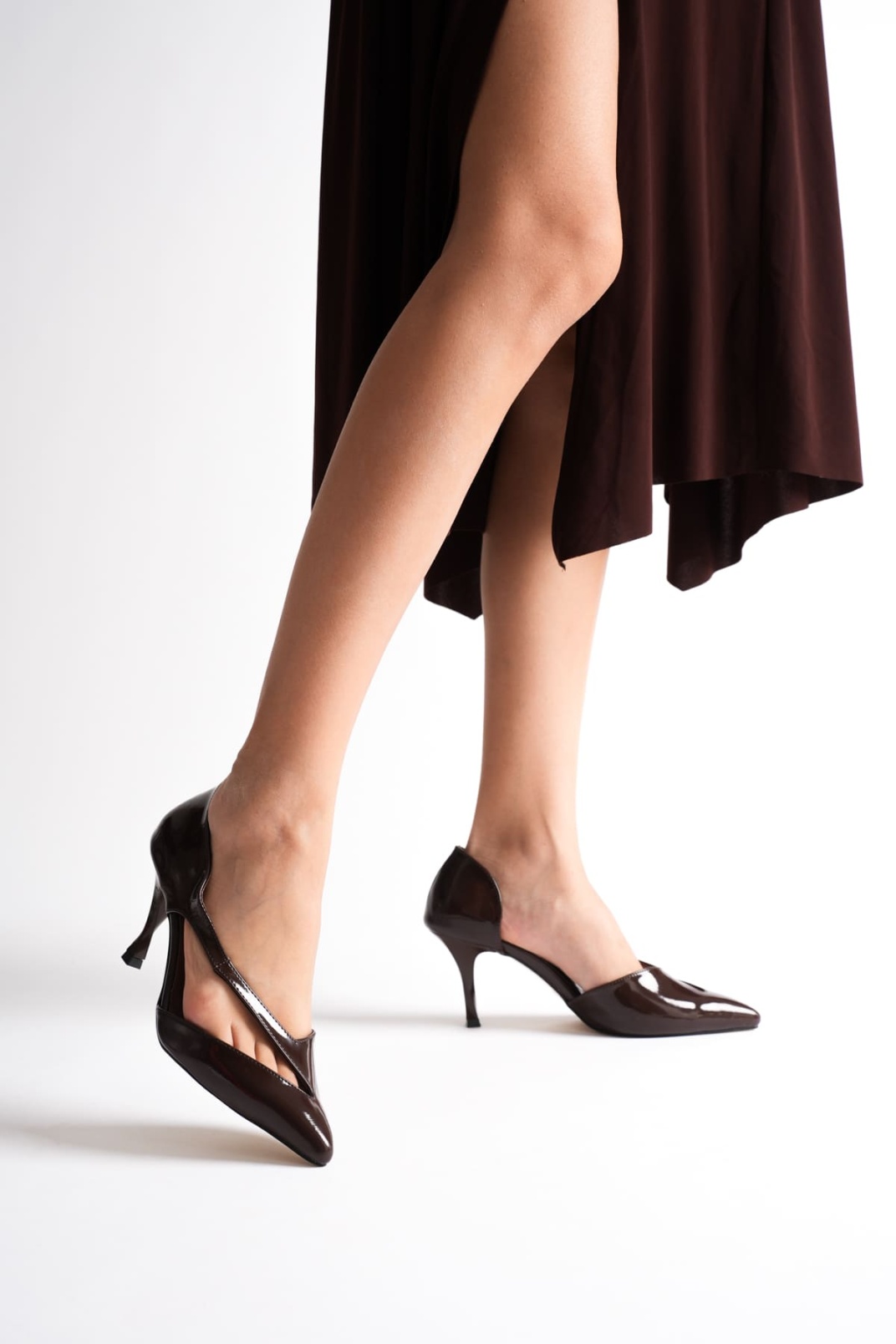 Violet Kadın Acı Kahve Rugan Topuklu Ayakkabı