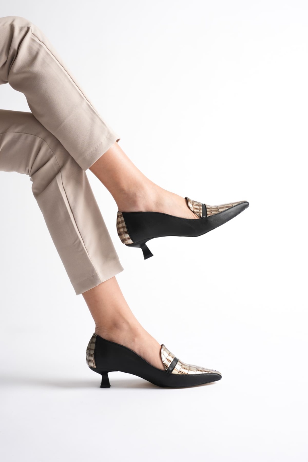 Elsie Kadın Siyah Altın Kroko Kısa Topuklu Ayakkabı