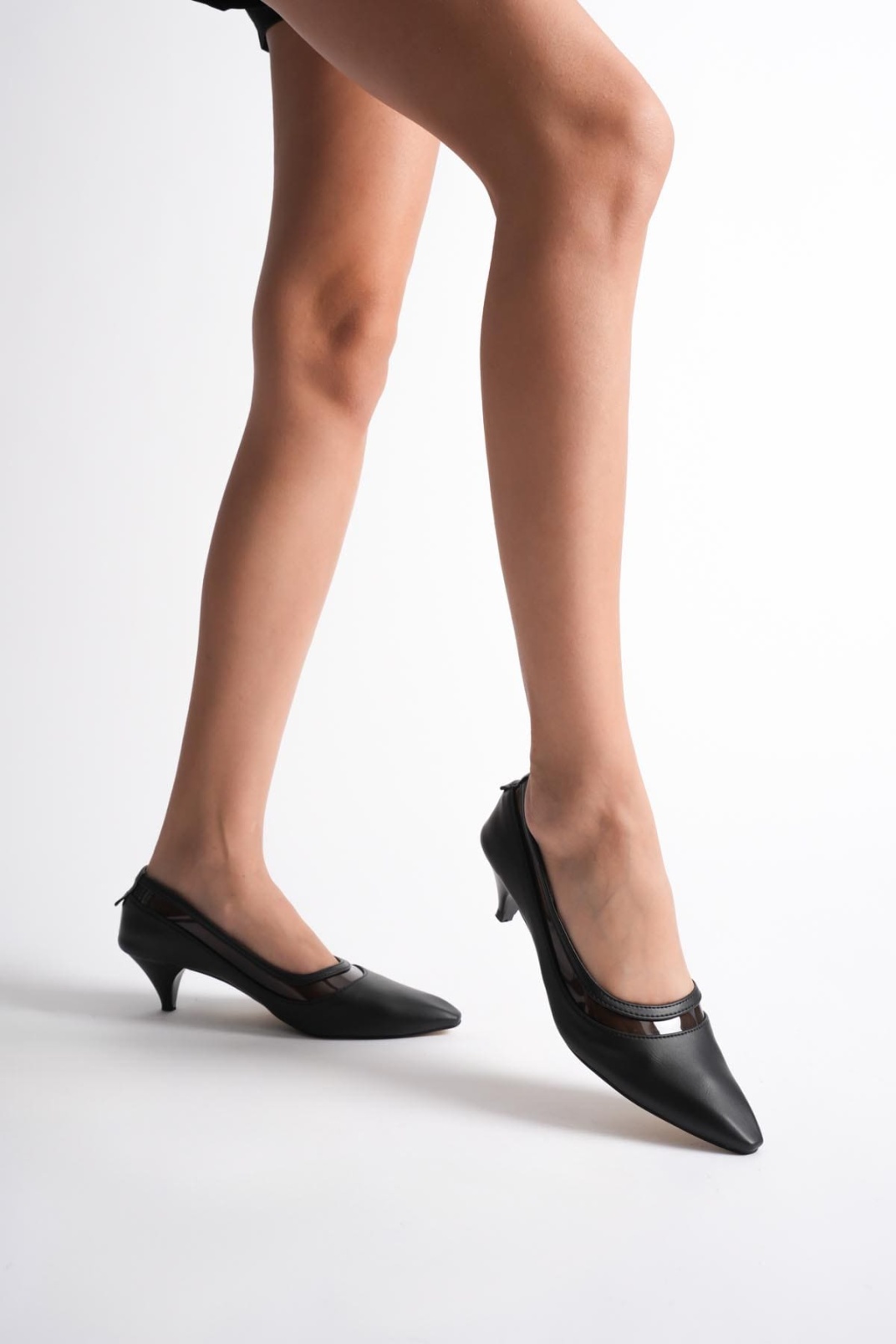 Cecilia Kadın Siyah İnce Kısa Topuklu Ayakkabı