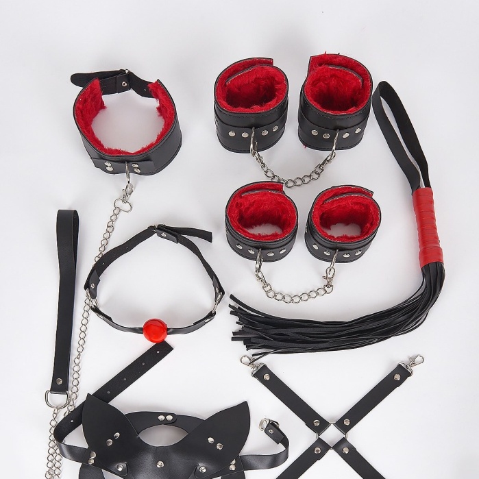 Kırmızı Detaylı Fantezi Set