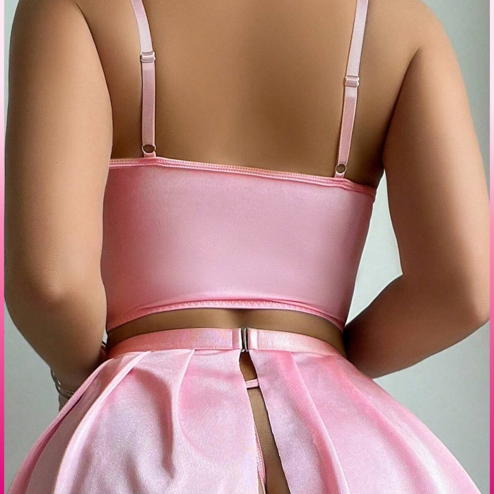 Pembe Fırfır Detaylı Özel Tasarım İç Giyim Seti