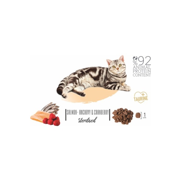 Natura Düşük Tahıllı Somonlu Hamsili ve Böğürtlenli 2.25 kg Kısırlaştırılmış Yetişkin Kedi Maması