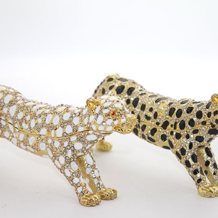 Swarovski Taşlı Tekli Leopar Model 4