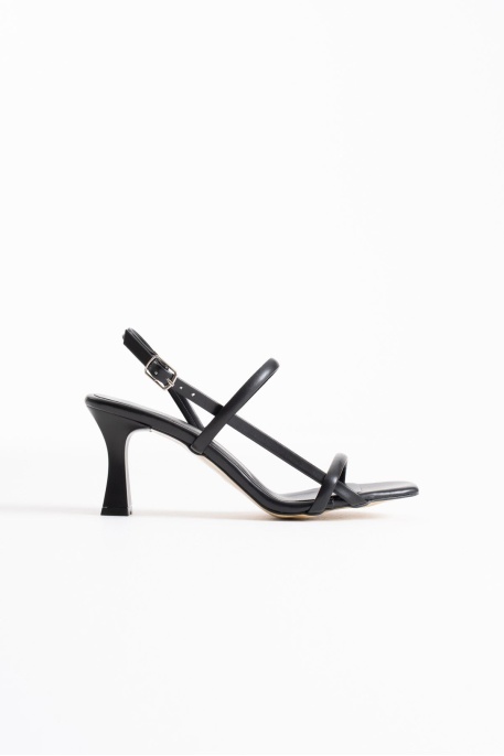 Kadın Siyah Topuklu Sandalet TR12MY06A