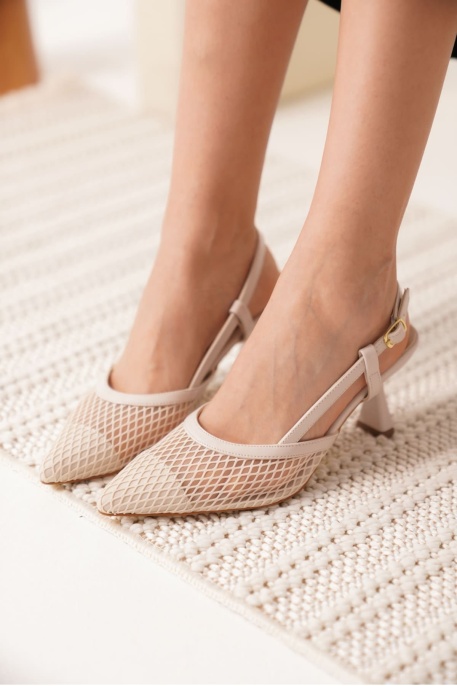 Kadın Bej Topuklu Ayakkabı TR08MS43B