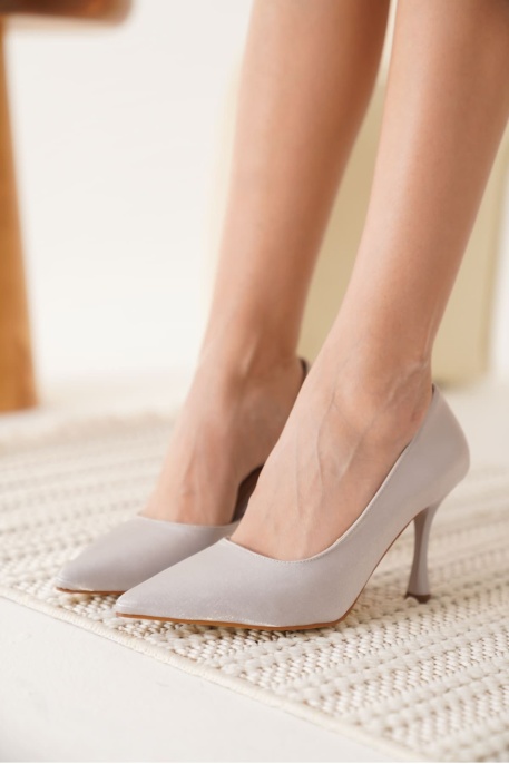 Kadın Gümüş Topuklu Ayakkabı TR08MS45B