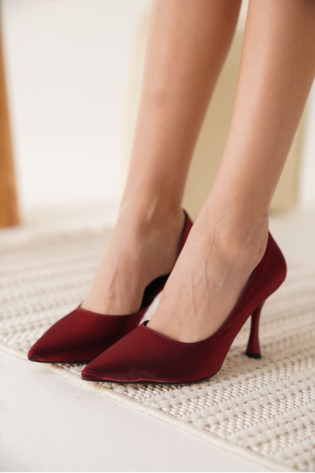 Kadın Kırmızı Topuklu Ayakkabı TR08MS45D