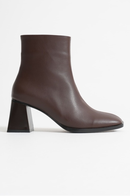 Kadın Acı Kahve Topuklu Bot TR08MK24C