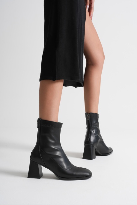 Siyah Kalın Topuklu Streç Bot TR08MK01A