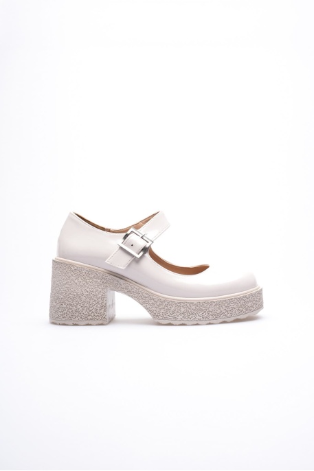 Kadın Bej Rugan Günlük Ayakkabı TR06MS05B