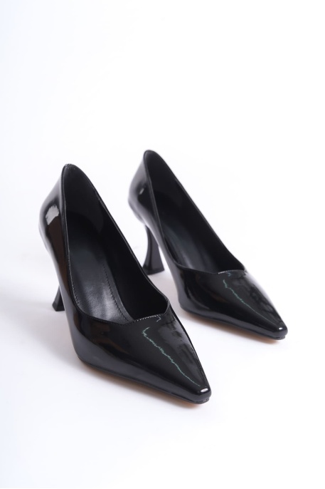 Kadın Siyah Rugan Stiletto TR08MS27A