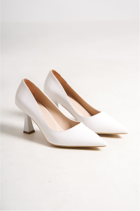 Kadın Beyaz Stiletto TR12MS06B