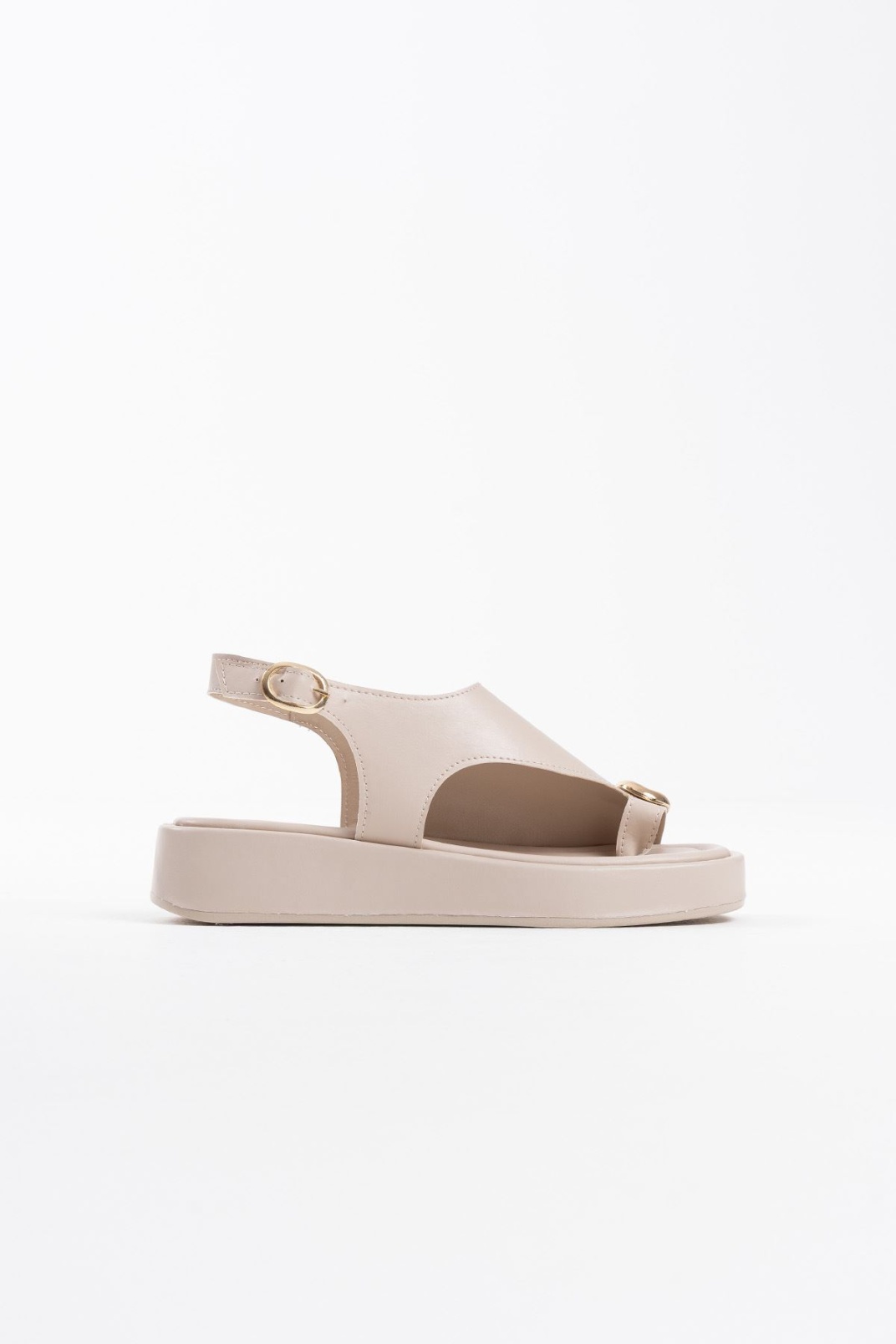 Kadın Bej Cilt Toka Detaylı Sandalet TR17MY03C