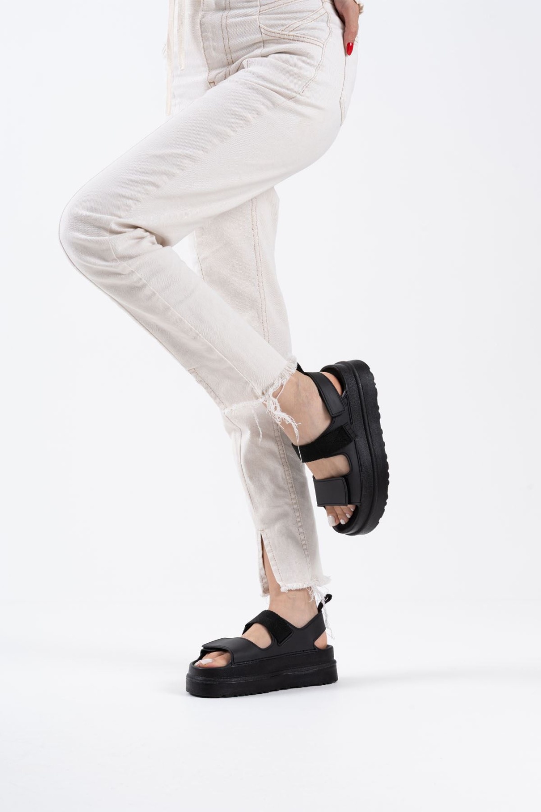 Siyah Kadın Sandalet TR22MY01A