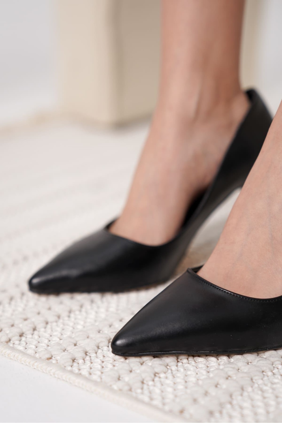 Kadın Mat Siyah Stiletto TR08MS26A