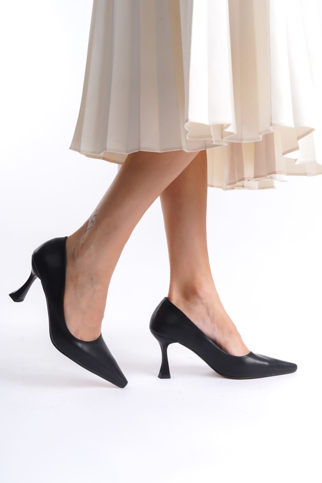 Kadın Mat Siyah Stiletto TR08MS27H