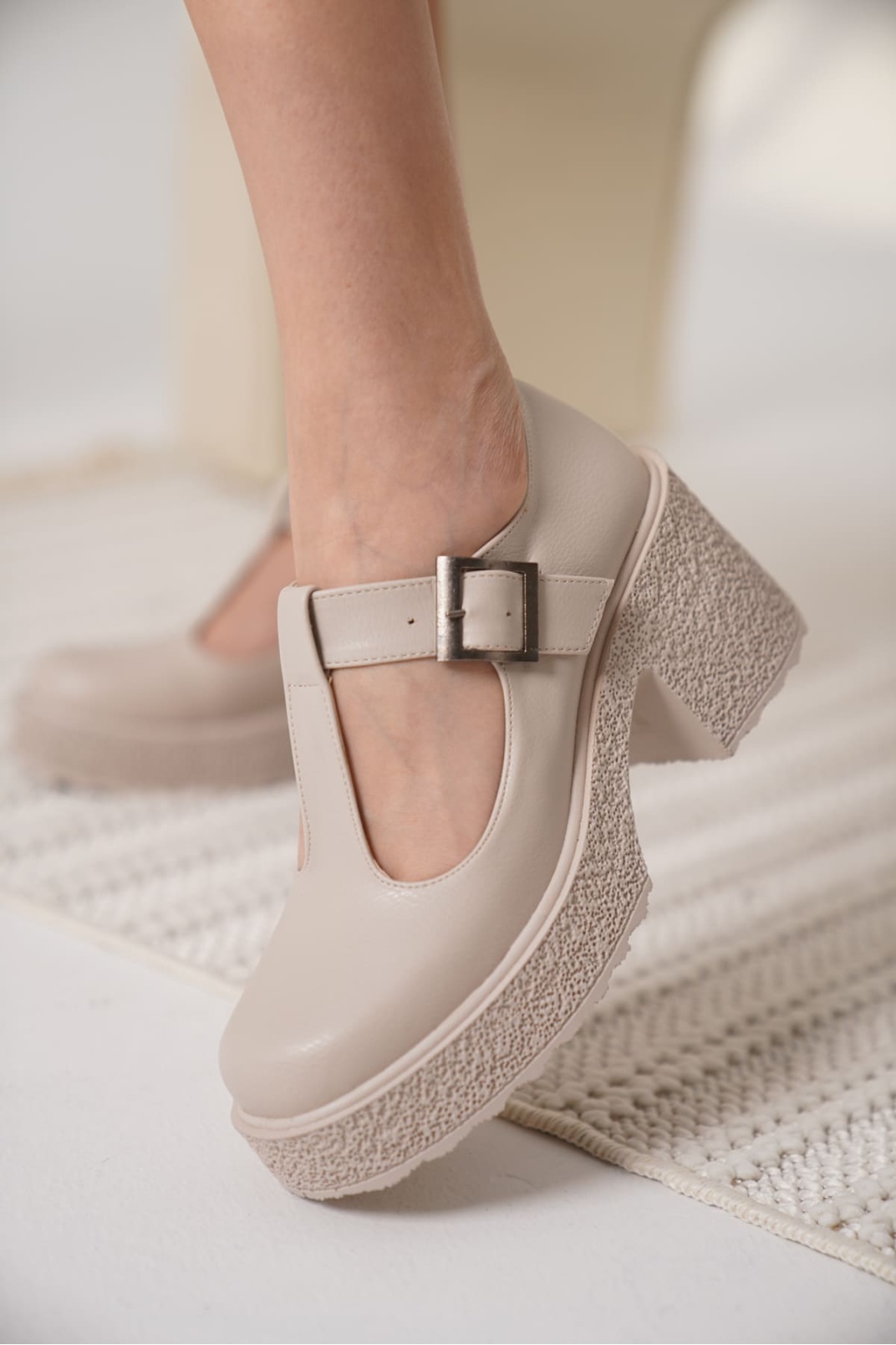 Kadın Bej Günlük Ayakkabı TR06MS06B