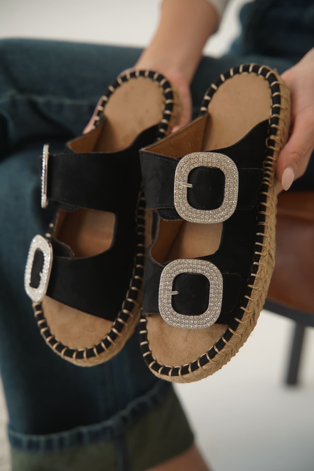 Süet Siyah Taşlı Kadın Terlik TR35MY05A