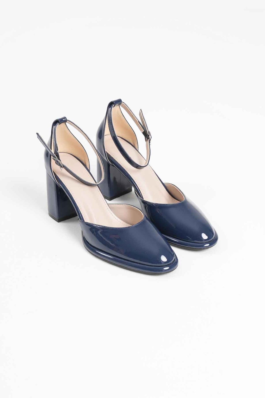 Lacivert Rugan Kadın Topuklu Ayakkabı TR18MS04C