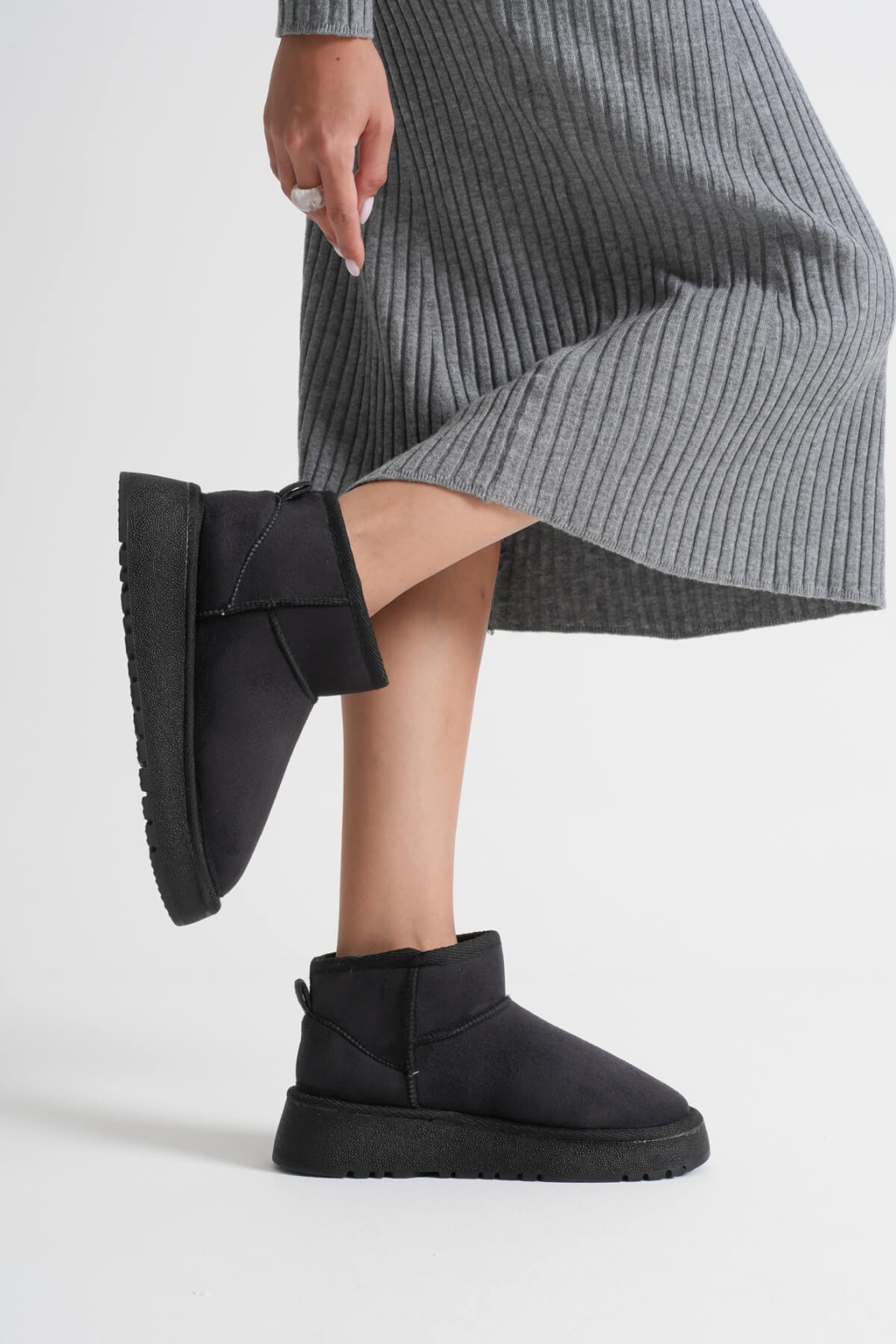 Kadın Siyah Kışlık Kürklü Bot TR14MK03A