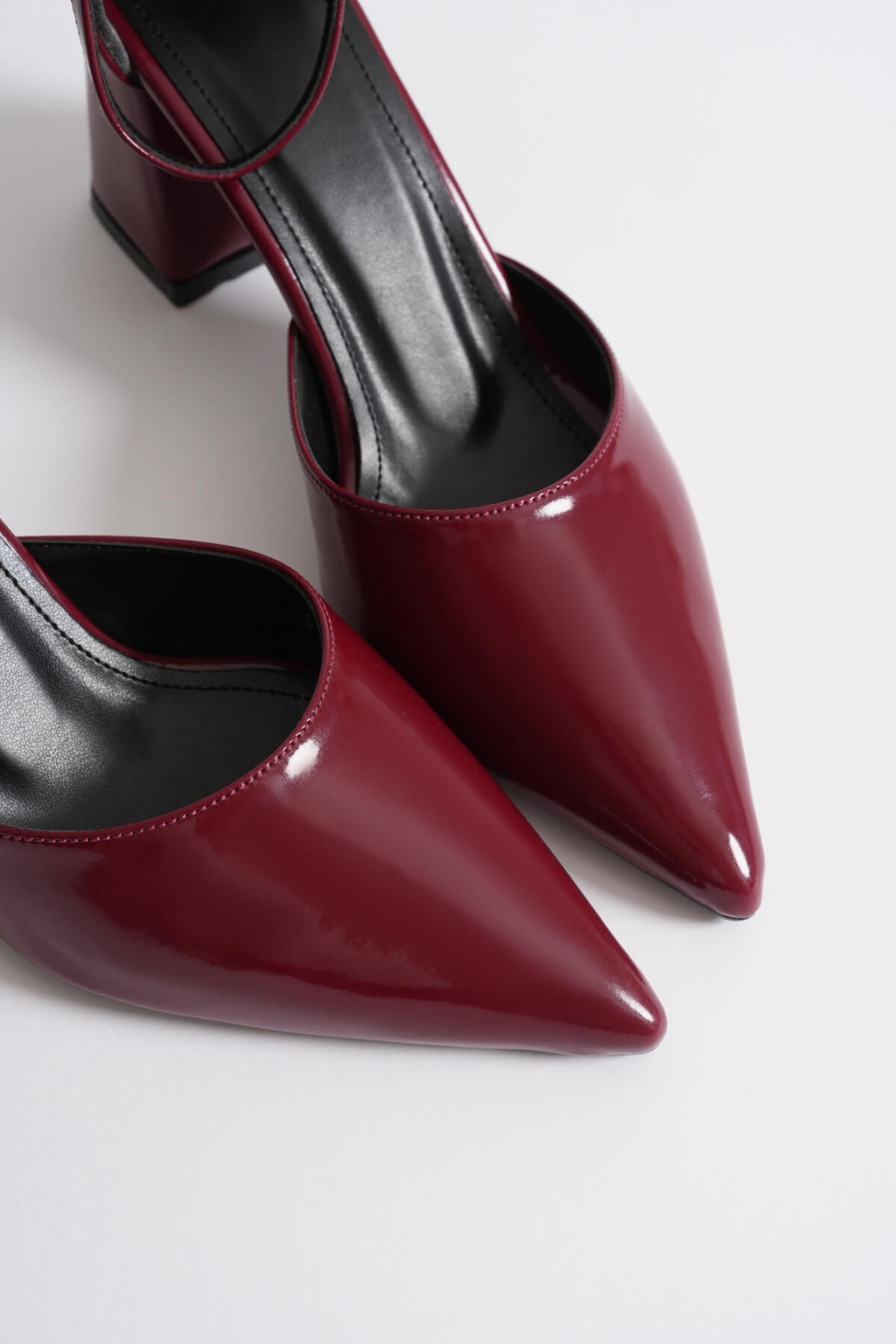 Bordo Rugan Kadın Topuklu Ayakkabı TR08MS11H