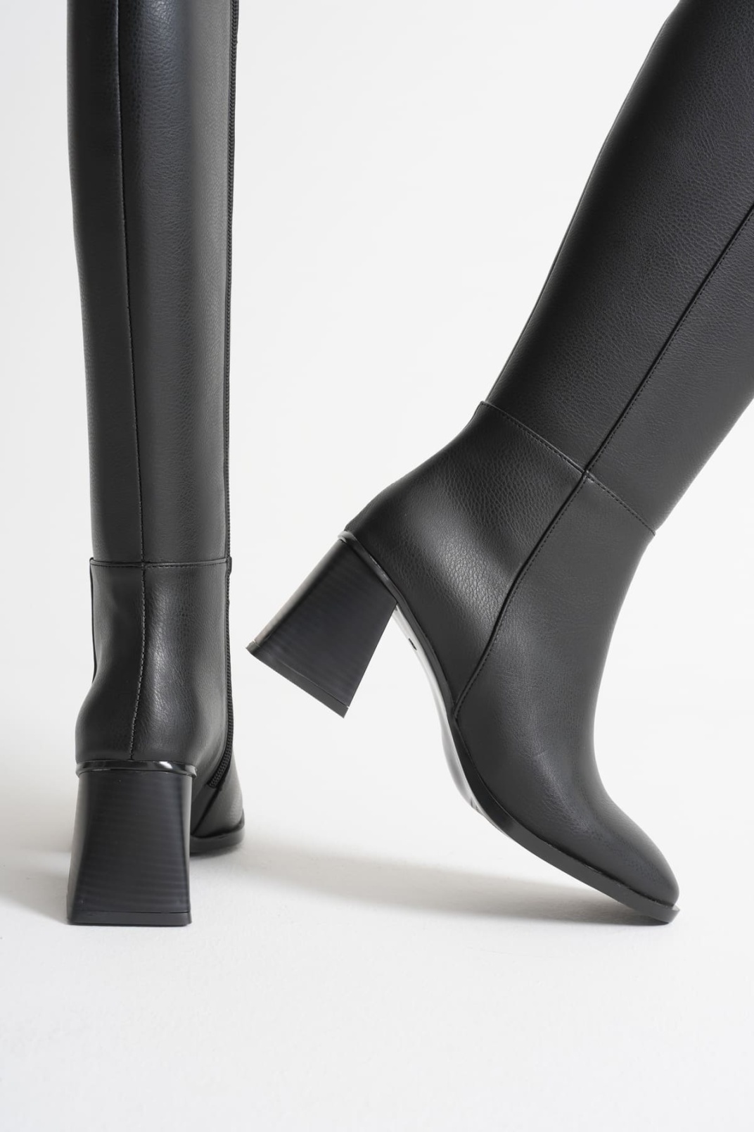 Kadın Siyah Kışlık Çizme TR08MK20A