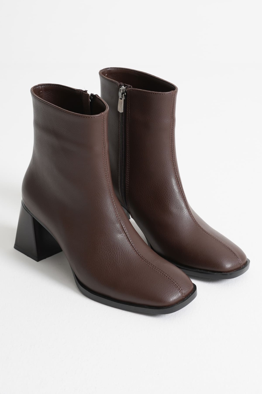 Kadın Acı Kahve Topuklu Bot TR08MK24C